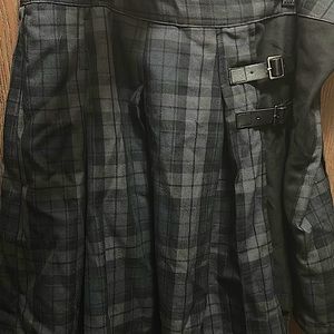 Hot Topic Grey Plaid Skirt
